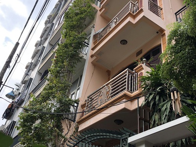 Cho thuê pjongf khép kín chính chủ t2 8684