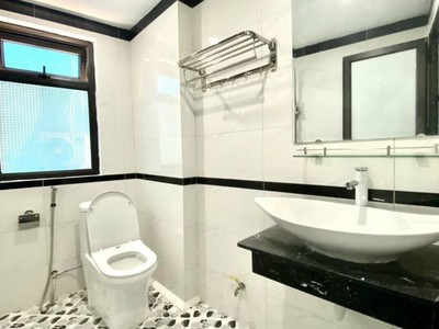 Cho thuê pjongf khép kín chính chủ t2 8486