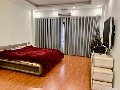 Cho thuê pjongf khép kín chính chủ t2 7892