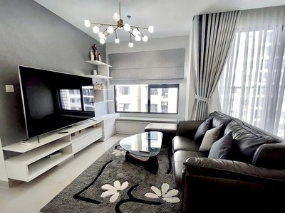 Cho thuê pjongf khép kín chính chủ t2 8153