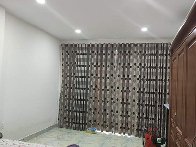 Cho thuê pjongf khép kín chính chủ t2 8548