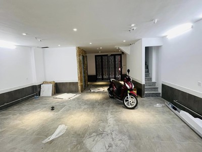 Cho thuê pjongf khép kín chính chủ t2 8705