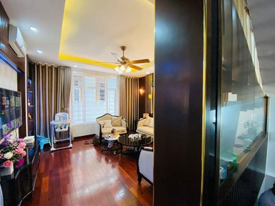 Cho thuê pjongf khép kín chính chủ t2 7863