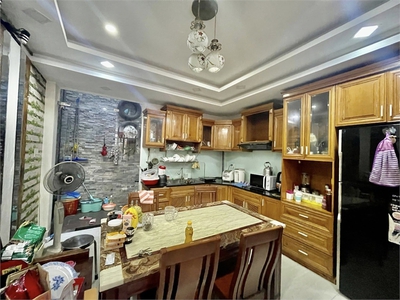 Cho thuê pjongf khép kín chính chủ t2 8581