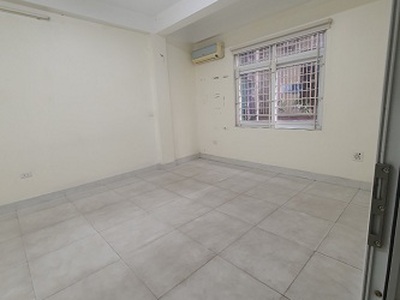 Cho thuê pjongf khép kín chính chủ t2 8681