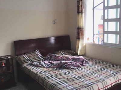 Cho thuê pjongf khép kín chính chủ t2 8405