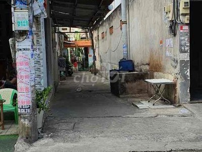 Cho thuê pjongf khép kín chính chủ t2 7837