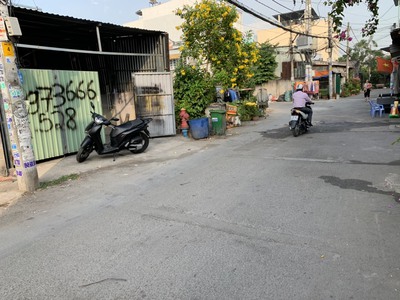 Cho thuê pjongf khép kín chính chủ t2 8075