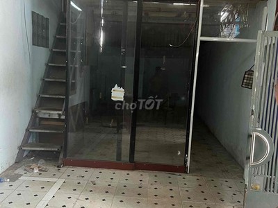 Cho thuê pjongf khép kín chính chủ t2 8111