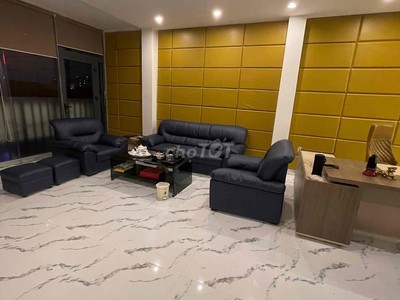 Cho thuê pjongf khép kín chính chủ t2 8446