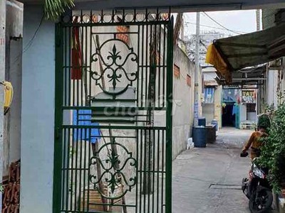 Cho thuê pjongf khép kín chính chủ t2 7840