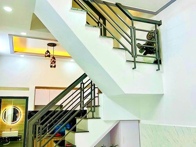 Cho thuê pjongf khép kín chính chủ t2 8176