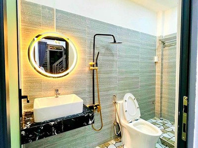 Cho thuê pjongf khép kín chính chủ t2 8131