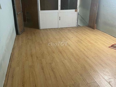 Cho thuê pjongf khép kín chính chủ t2 8114