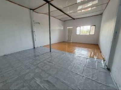 Cho thuê pjongf khép kín chính chủ t2 7945