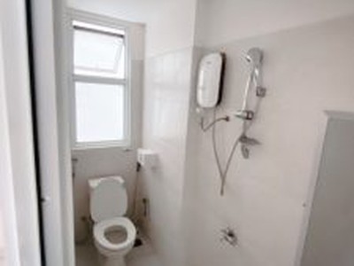 Cho thuê pjongf khép kín chính chủ t2 8595