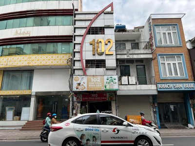 Cho thuê pjongf khép kín chính chủ t2 8542