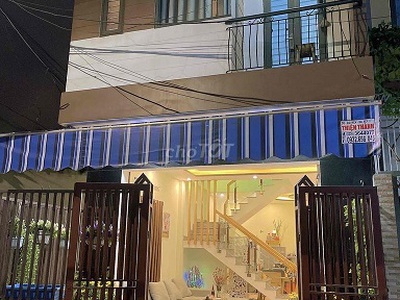 Cho thuê pjongf khép kín chính chủ t2 9109