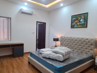 Cho thuê pjongf khép kín chính chủ t2 9168