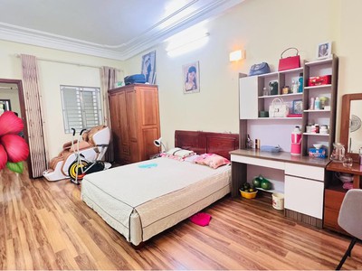 Cho thuê pjongf khép kín chính chủ t2 9012