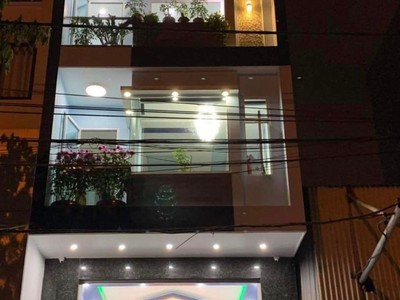 Cho thuê pjongf khép kín chính chủ t2 9732