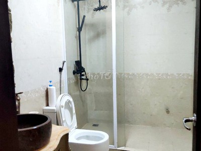 Cho thuê pjongf khép kín chính chủ t2 8722