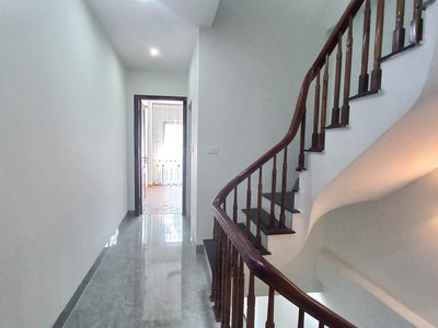 Cho thuê pjongf khép kín chính chủ t2 9002