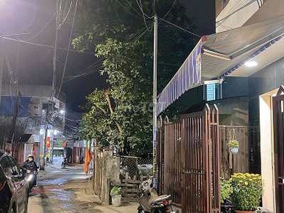 Cho thuê pjongf khép kín chính chủ t2 9111