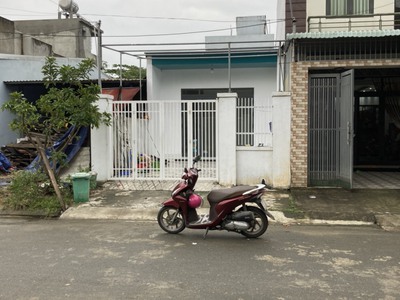 Cho thuê pjongf khép kín chính chủ t2 9427