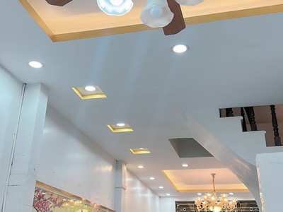 Cho thuê pjongf khép kín chính chủ t2 9689