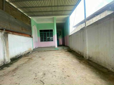 Cho thuê pjongf khép kín chính chủ t2 9527