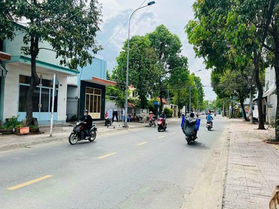 Cho thuê pjongf khép kín chính chủ t2 9514