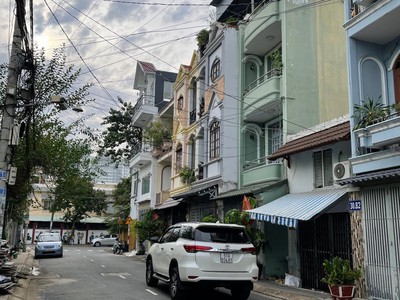 Cho thuê pjongf khép kín chính chủ t2 9138