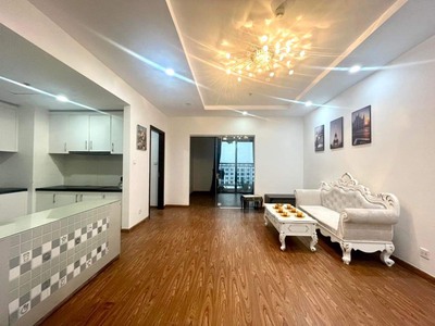 Cho thuê pjongf khép kín chính chủ t2 9209