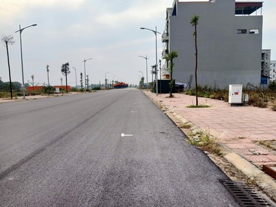 Cho thuê pjongf khép kín chính chủ t2 9497