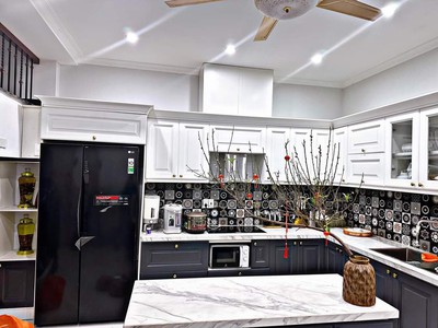 Cho thuê pjongf khép kín chính chủ t2 9830
