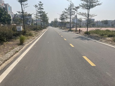 Cho thuê pjongf khép kín chính chủ t2 8743
