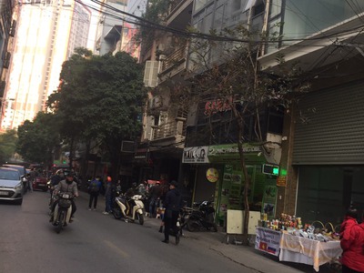 Cho thuê pjongf khép kín chính chủ t2 8927