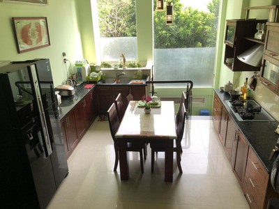 Cho thuê pjongf khép kín chính chủ t2 9521