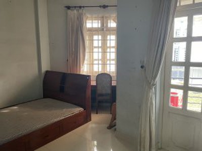 Cho thuê pjongf khép kín chính chủ t2 9290