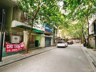 Cho thuê pjongf khép kín chính chủ t2 9313
