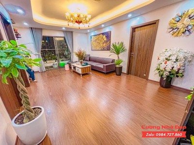 Cho thuê pjongf khép kín chính chủ t2 9529