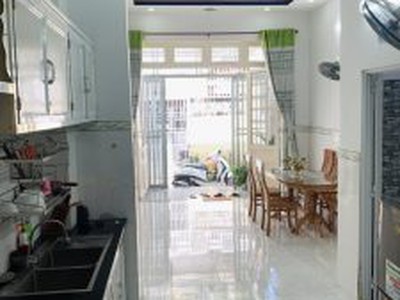 Cho thuê pjongf khép kín chính chủ t2 9675