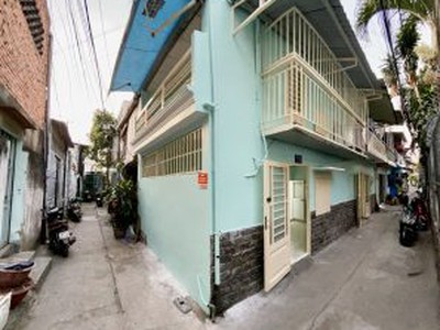 Cho thuê pjongf khép kín chính chủ t2 9798