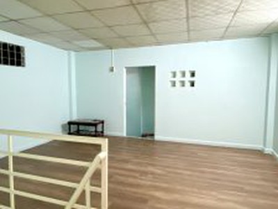 Cho thuê pjongf khép kín chính chủ t2 9801