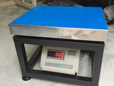 Dập mẫu để cắt ra mẫu vải tròn 100cm2 3