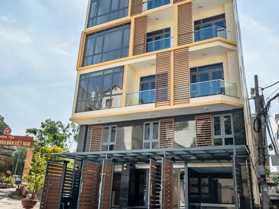 Chính chủ cần cho thuê căn hộ dịch vụ cao cấp quận 11 0