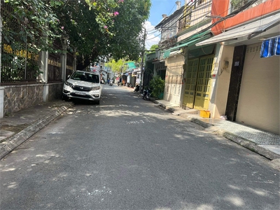 Cho thuê pjongf khép kín chính chủ t2 9938