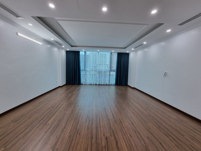 Cho thuê pjongf khép kín chính chủ t2 9913
