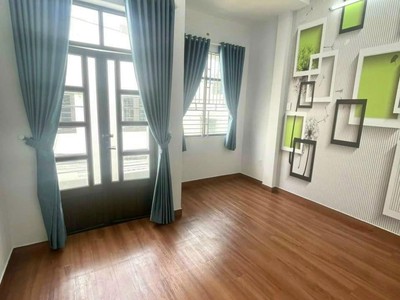 Cho thuê pjongf khép kín chính chủ t2 10226